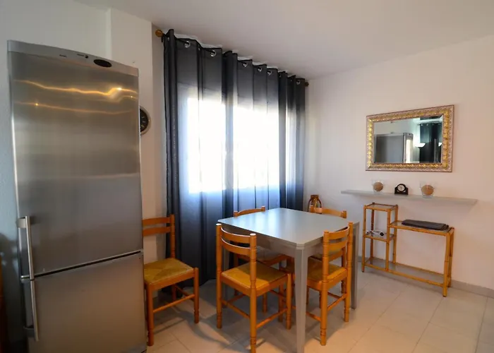 Blaumar B-21 Apartment *